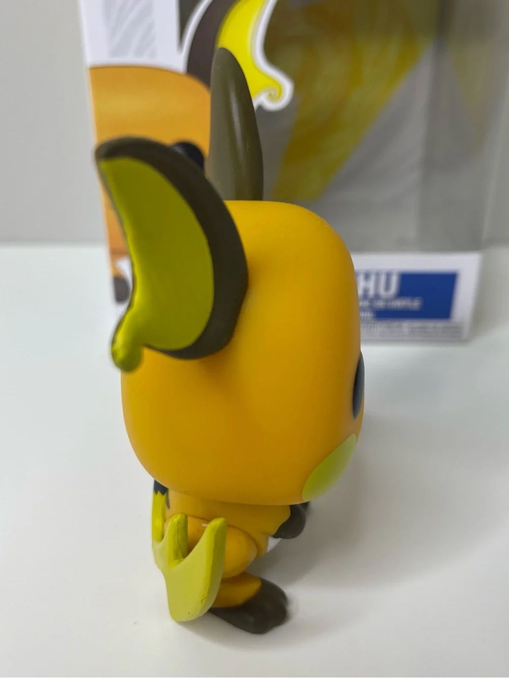 Funko Pop! Vinyl Figure: Pokemon Raichu #645 *Missing Interior Plastic Protector